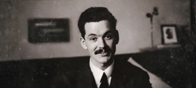 44 variáció az Itt és Mostra